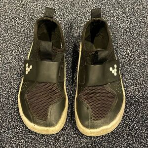 Vivobarefoot Primus Sport